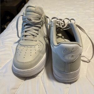 Nike Air Light Gray Sneakers